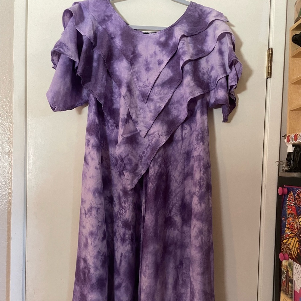 PEGASUS - Exclusive Collection - Purple Fabric with triangular ruffle